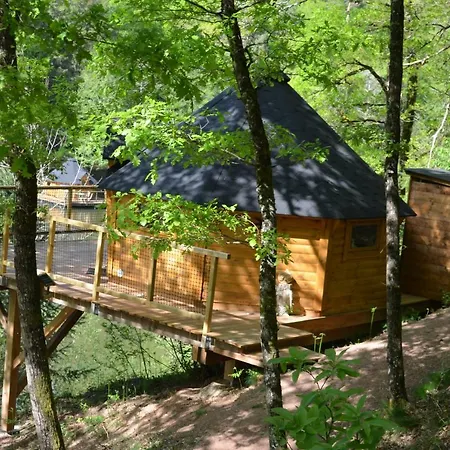 Prázdninový dům Les Cabanes De La Ferme Du Duzou Saint-Cyprien-sur-Dourdou