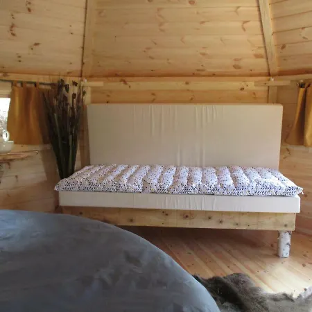 Les Cabanes De La Ferme Du Duzou Prázdninový dům Saint-Cyprien-sur-Dourdou